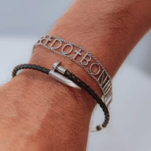 Pulseira Bracelete Couro Trançado e Prego